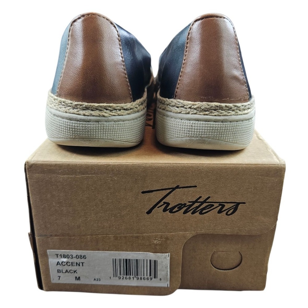 Trotters Espadrille Slip On Womens 7M Black Shoes Cushioned Arch Support Casual - Picture 6 of 10
